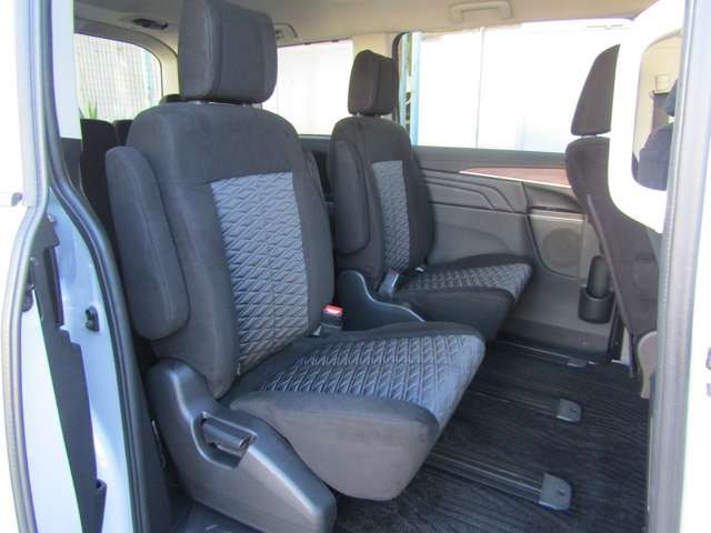 MITSUBISHI DELICA D:5 4WD 2023