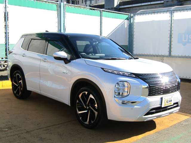 MITSUBISHI OUTLANDER PHEV 2023