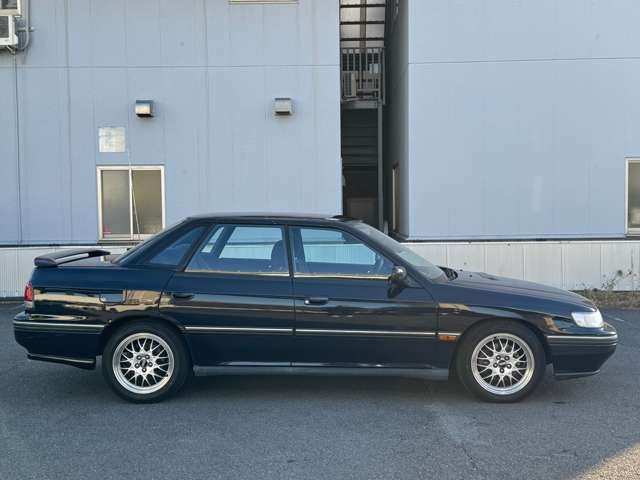 SUBARU LEGACY sedan  4WD 1992