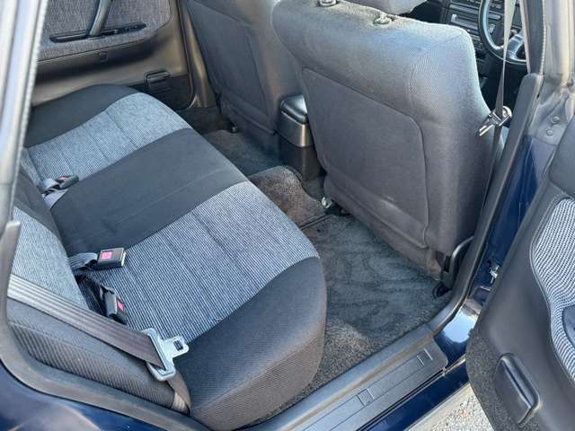 SUBARU LEGACY sedan  4WD 1992