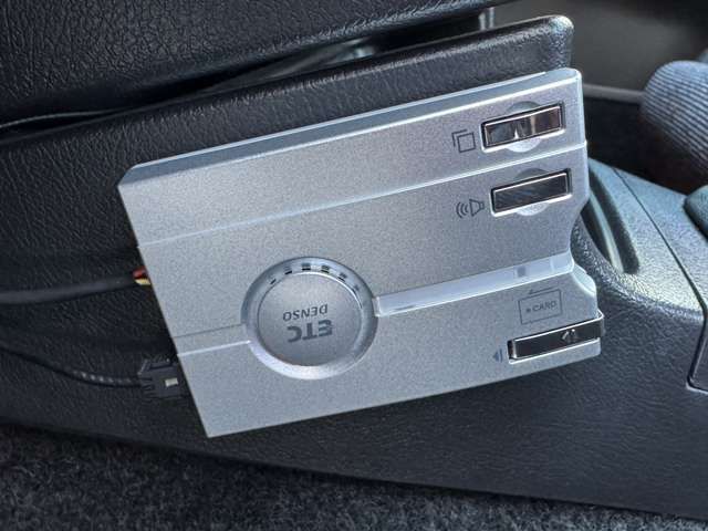 SUBARU LEGACY sedan  4WD 1992