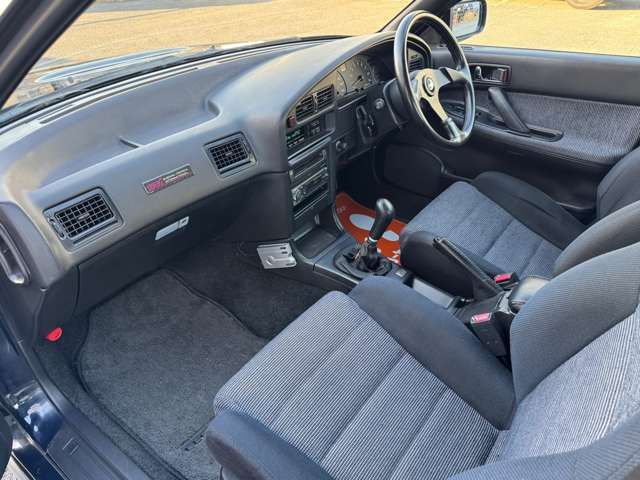 SUBARU LEGACY sedan  4WD 1992