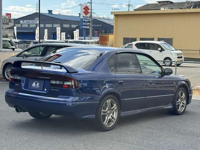 SUBARU LEGACY B4 2000