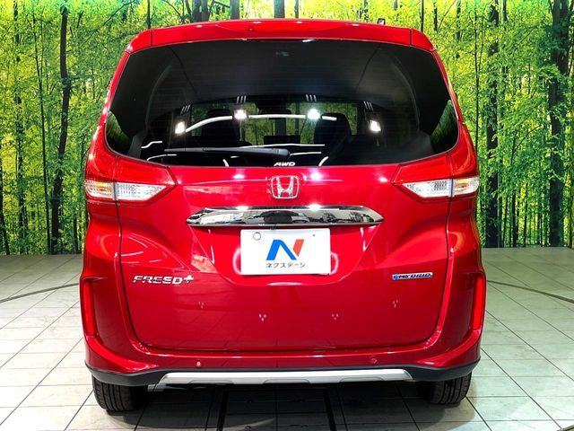 HONDA FREED plus HYBRID 4WD 2022