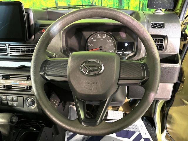 DAIHATSU HIJET truck 4WD 2024