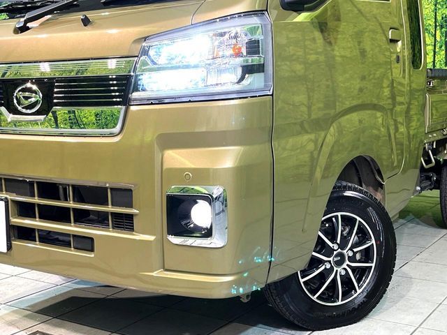 DAIHATSU HIJET truck 4WD 2024