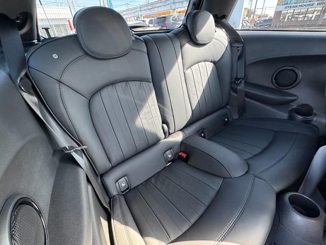 BMW MINI COOPER S 2023