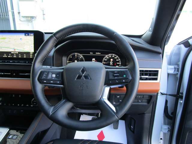 MITSUBISHI OUTLANDER PHEV 2023