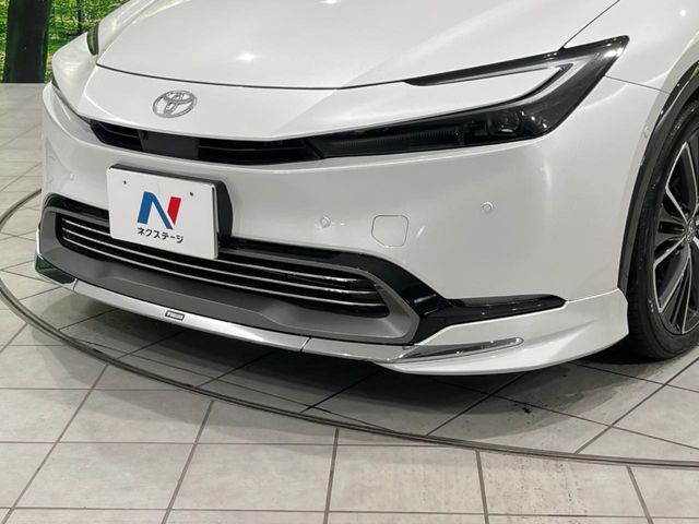 TOYOTA PRIUS 4WD 2023