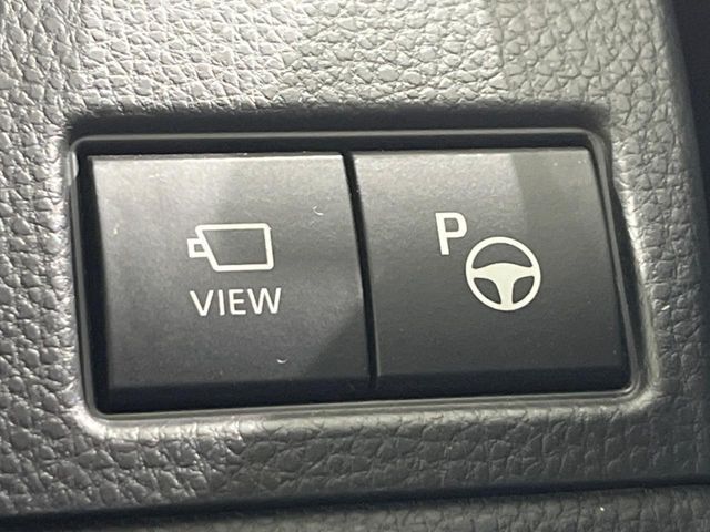 TOYOTA PRIUS 4WD 2023