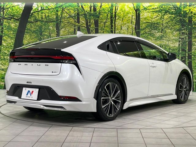 TOYOTA PRIUS 4WD 2023