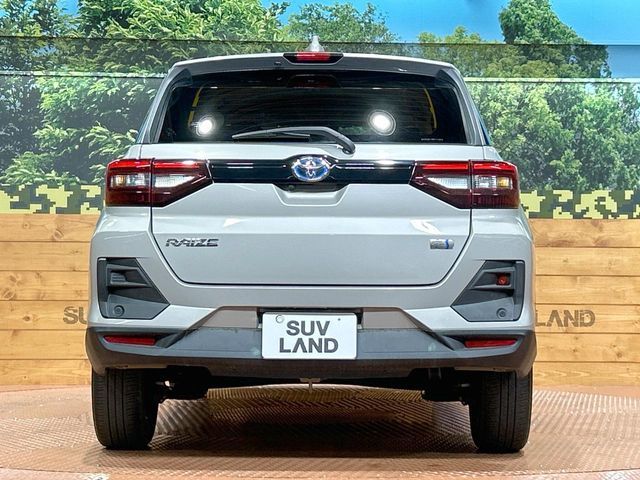 TOYOTA RAIZE HYBRID 2022