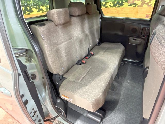 TOYOTA SIENTA HYBRID 2023