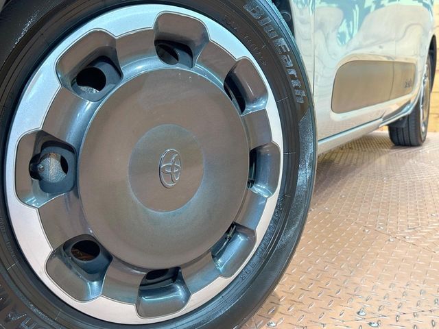 TOYOTA SIENTA HYBRID 2023