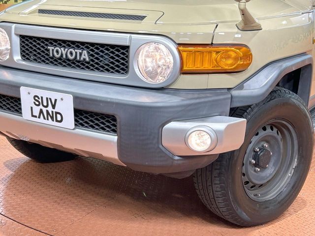 TOYOTA FJ CRUISER 4WD 2015