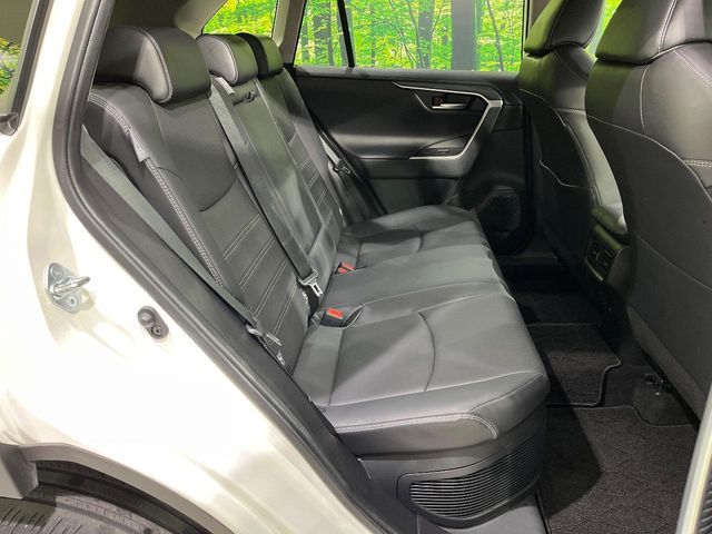 TOYOTA RAV4 HYBRID 4WD 2022