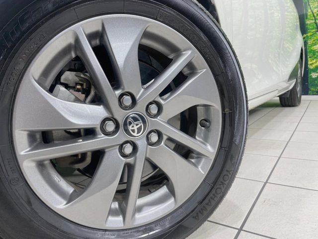 TOYOTA SIENTA HYBRID 2019