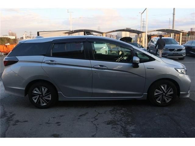 HONDA SHUTTLE HYBRID 2020