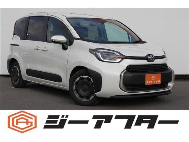 TOYOTA SIENTA HYBRID 2022