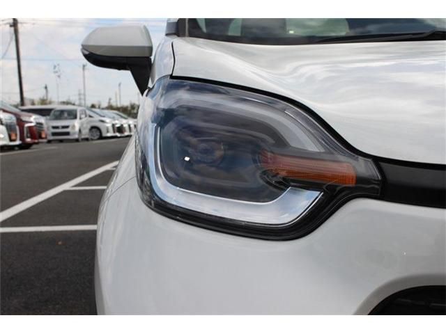 TOYOTA SIENTA HYBRID 2022