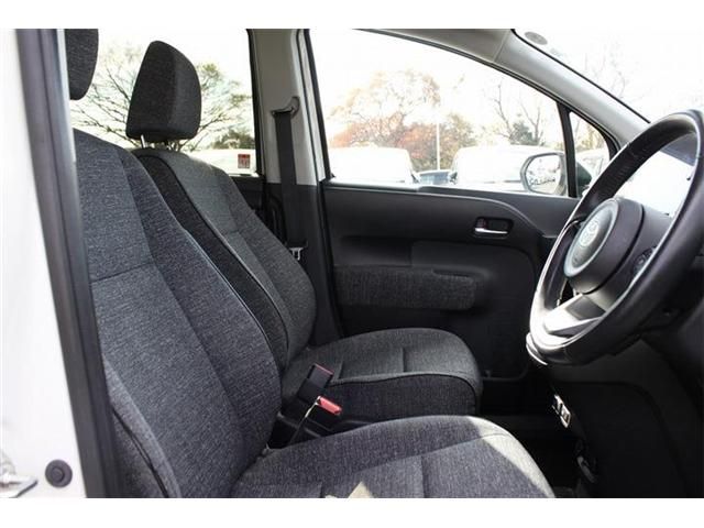 TOYOTA SIENTA HYBRID 2022