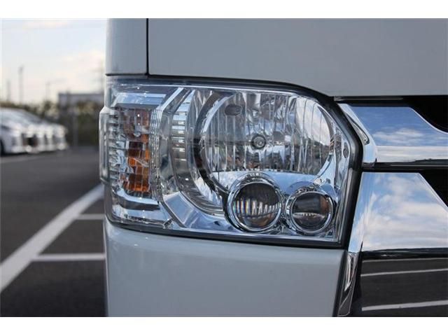 TOYOTA HIACE van 2WD 2022