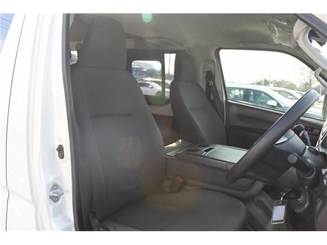 TOYOTA HIACE van 2WD 2022