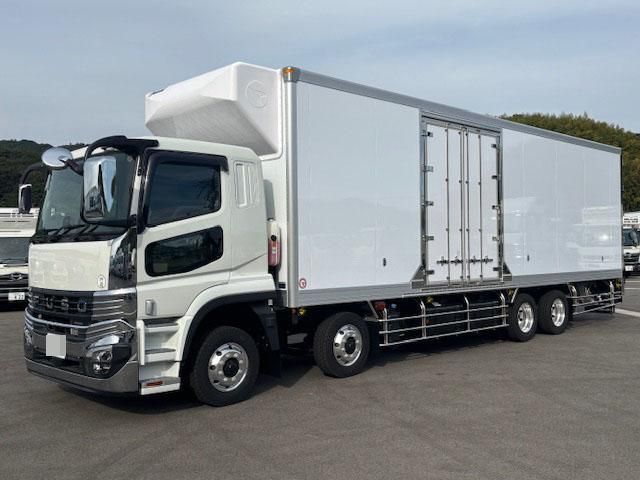 MITSUBISHI FUSOU SUPER GREAT 2025