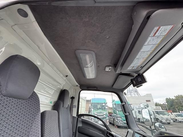 ISUZU ELF 2019
