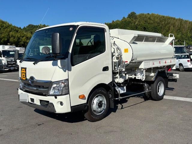 HINO DUTRO 2024