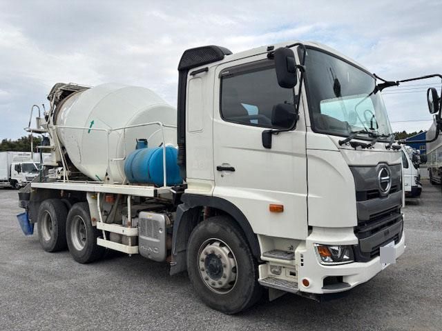 HINO PROFIA 2018