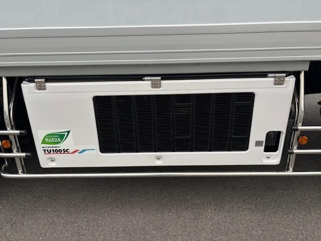 MITSUBISHI FUSOU SUPER GREAT 2025