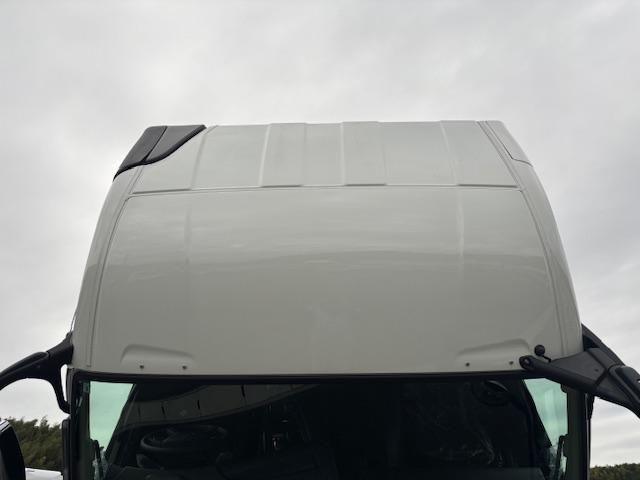 MITSUBISHI FUSOU SUPER GREAT 2025