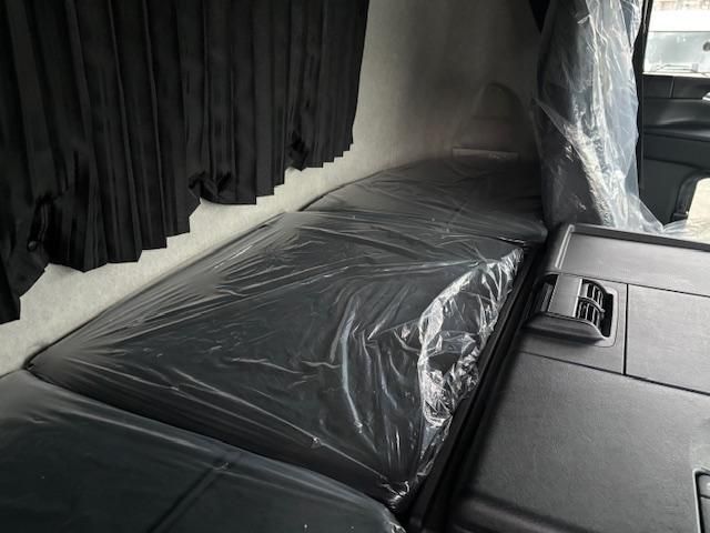 MITSUBISHI FUSOU SUPER GREAT 2025