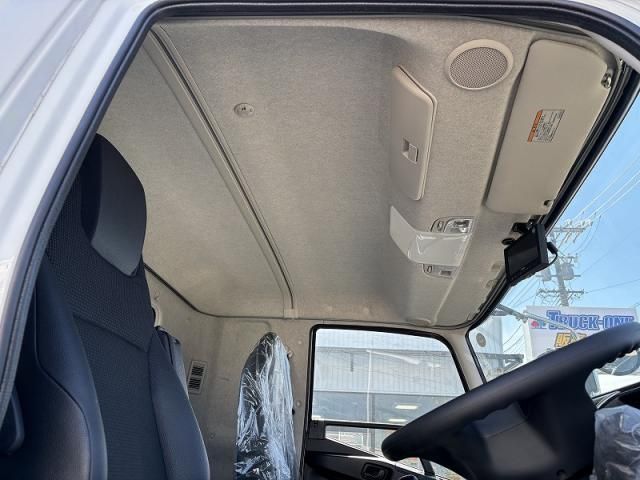 MITSUBISHI FUSOU FIGHTER 2024