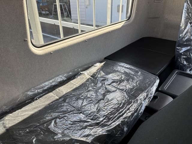 MITSUBISHI FUSOU FIGHTER 2024