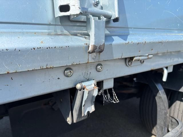 MITSUBISHI CANTER 2023