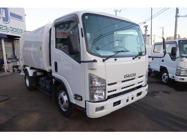 ISUZU ELF 2011