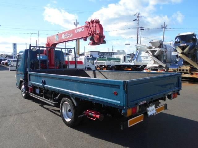 MITSUBISHI CANTER 2004