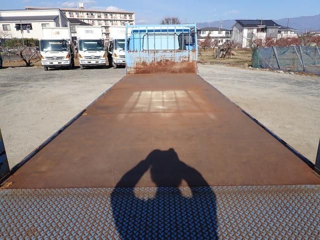 MITSUBISHI FUSOU FIGHTER 2014