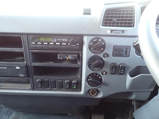 MITSUBISHI FUSOU FIGHTER 2014