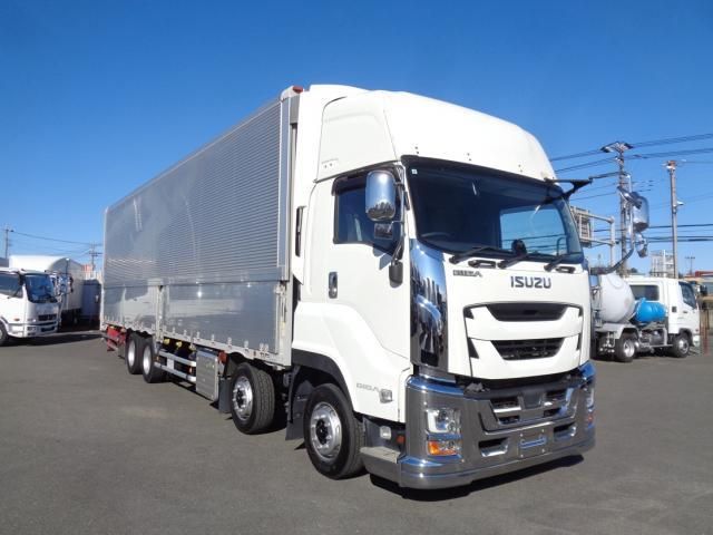 ISUZU GIGA 2021
