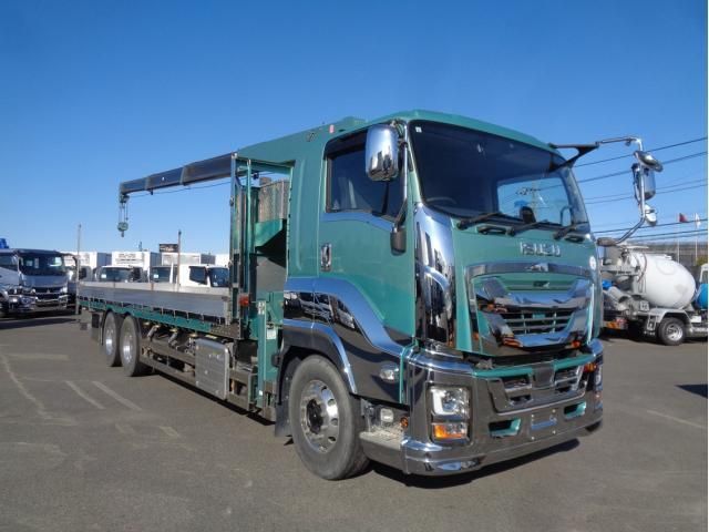 ISUZU GIGA 2023