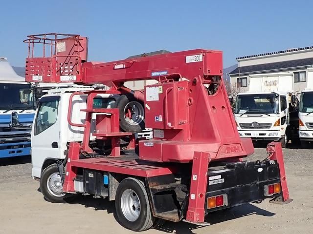 MITSUBISHI CANTER 2006