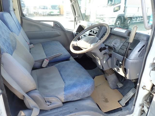 MITSUBISHI CANTER 2006