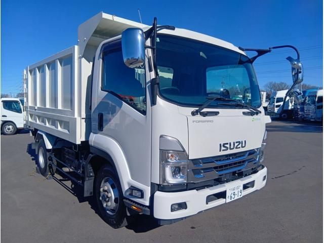 ISUZU FORWARD 2023