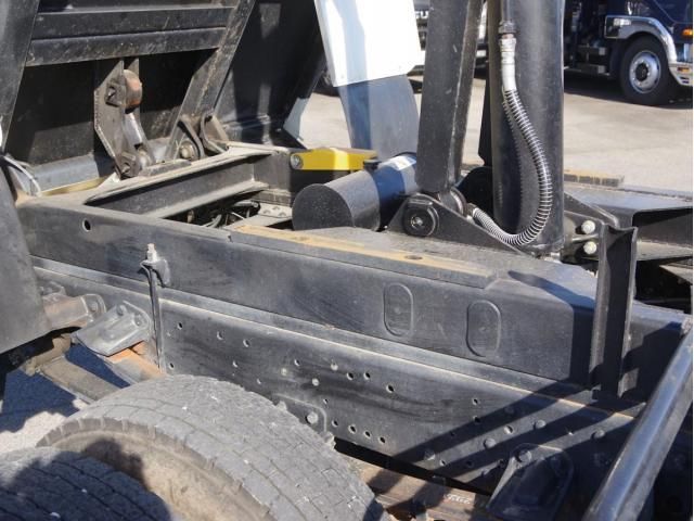 MITSUBISHI FUSOU FIGHTER 2021