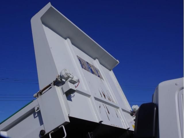 MITSUBISHI FUSOU FIGHTER 2021