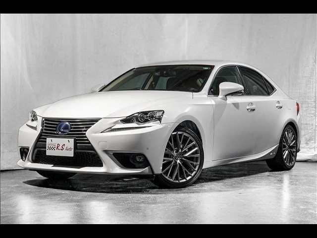 TOYOTA LEXUS IS300h 2015