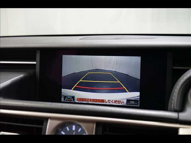 TOYOTA LEXUS IS300h 2015